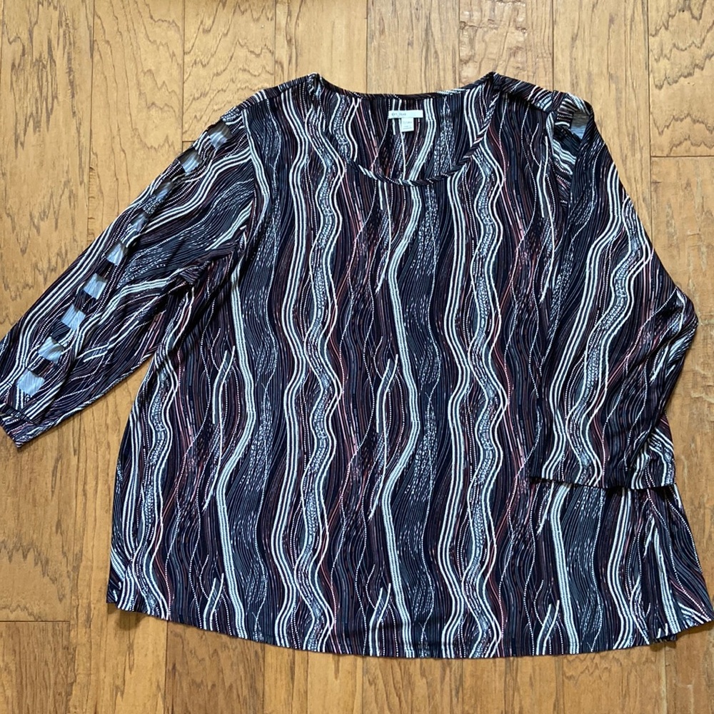 Womens Cato shirt size 22/24W